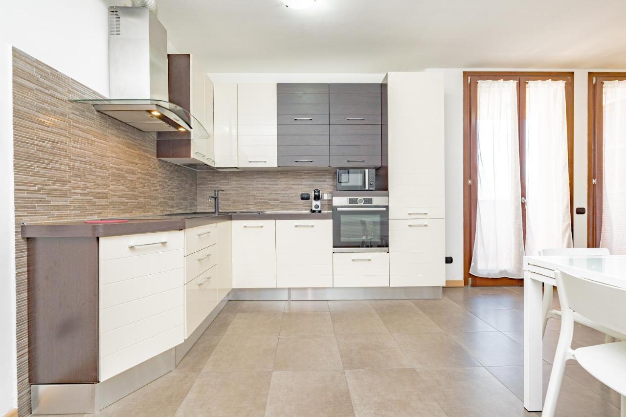 Milan Forum Camelia Guesthouse Асаго Екстериор снимка